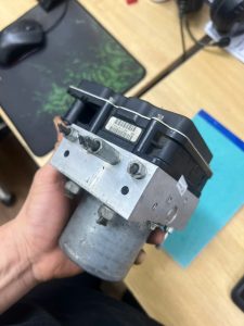 CỤM ABS TOYOTA CAMRY 44540-06050