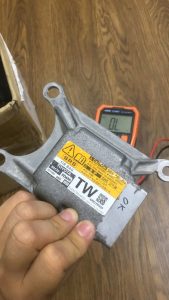 HỘP ĐIỀU KHIỂN TÚI KHÍ TOYOTA VIOS 89170-0D690