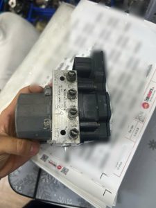 44540-06080 CỤM PHANH ABS Toyota camry