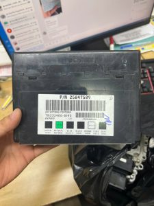 HỘP BODY Chervolet Captiva 25847589