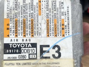HỘP TÚI KHÍ TOYOTA VIOS 89170-0DB10