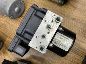 CỤM ABS SUBARU 27536YC080