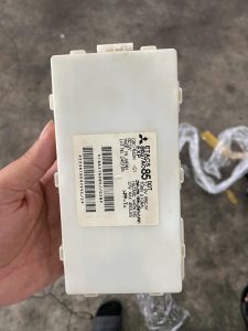 HỘP CẦU CHÌ MITSUBISHI ZINGER 8637A085