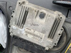 HỘP ECU ĐỘNG CƠ VENZA 39113-27430
