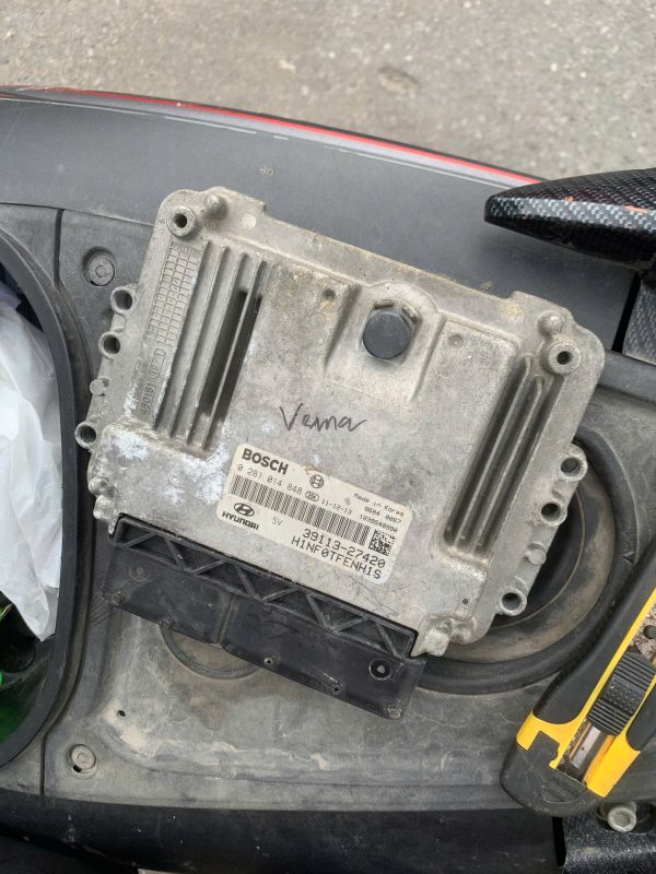 HỘP ECU ĐỘNG CƠ VENZA 39113-27430