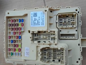 CẦU CHÌ KIA SELTOS 91950-Q6522