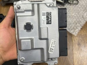 HỘP ECU ĐỘNG CƠ MAZDA3 2020 PAJ118881