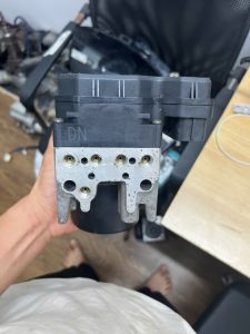 44540-53190 CỤM PHANH ABS LEXUS IS250