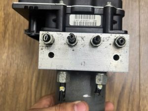 CỤM ABS Nissan Maxima 3.5 V6 47660-zy90c