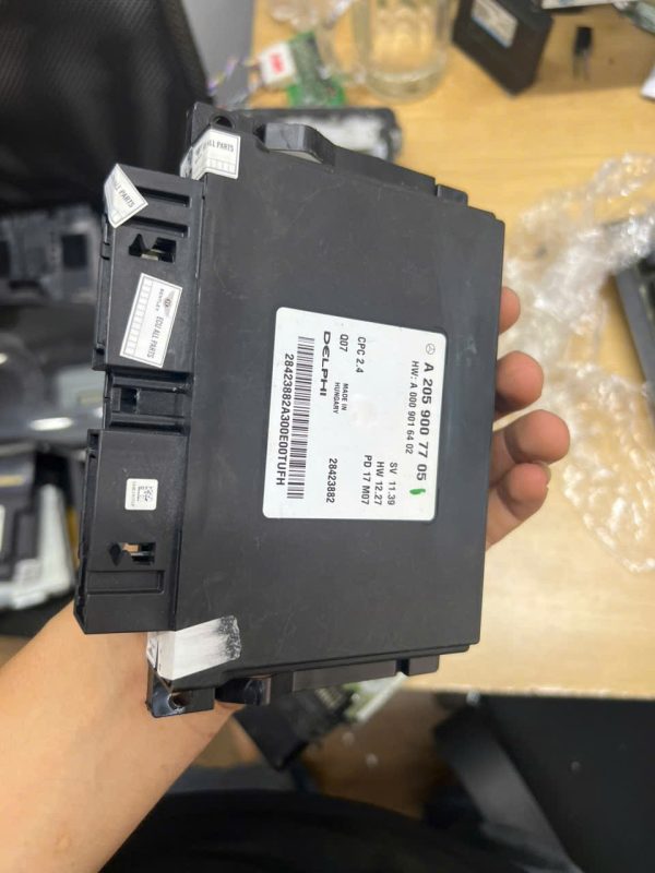 HỘP KHIỂN SỐ GLC300 A2059007705