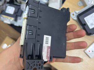 HỘP ĐIỀU HOÀ ALTIS 88650-02C20