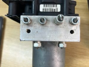 CỤM ABS CAMRY 44540-06050-A