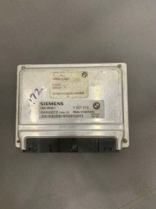HỘP ECU BMW 525i 530i 7527015