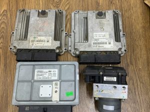 HỘP ĐIỀU KHIỂN SỐ SANTAFE 2020 39100-2S073