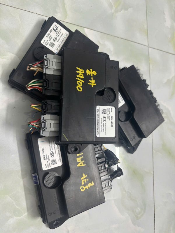 HỘP CỬA LÙA SEDONA 95450-A9100